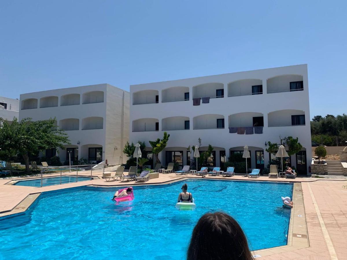 Adel Paradise Adelianos Kampos Dış mekan fotoğraf
