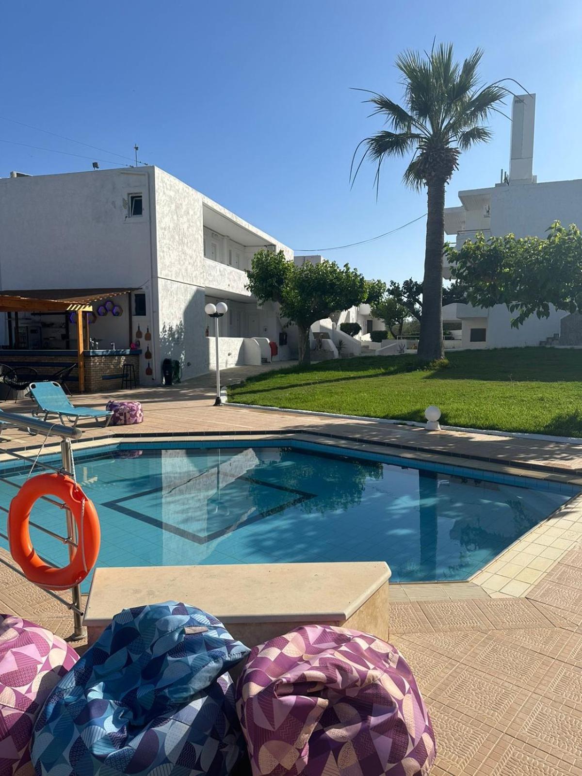 Adel Paradise Adelianos Kampos Dış mekan fotoğraf